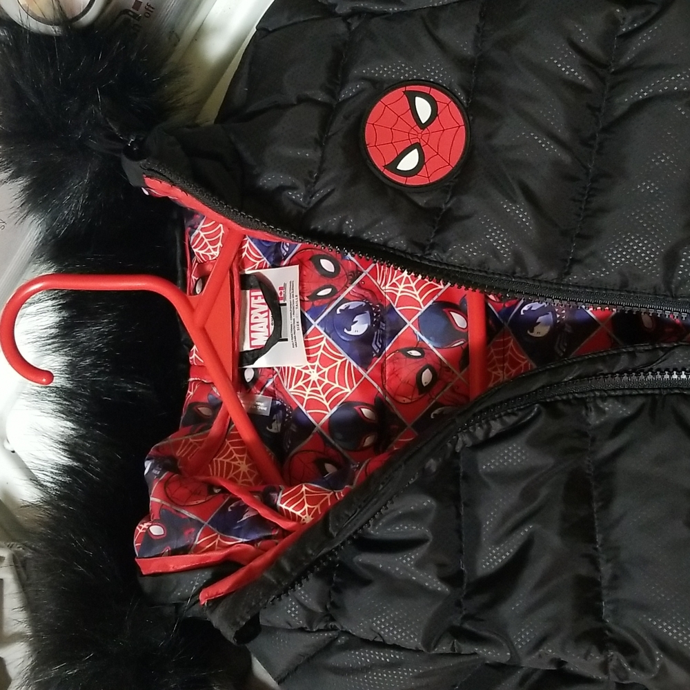 Spiderman jacket - Picture 9 of 10